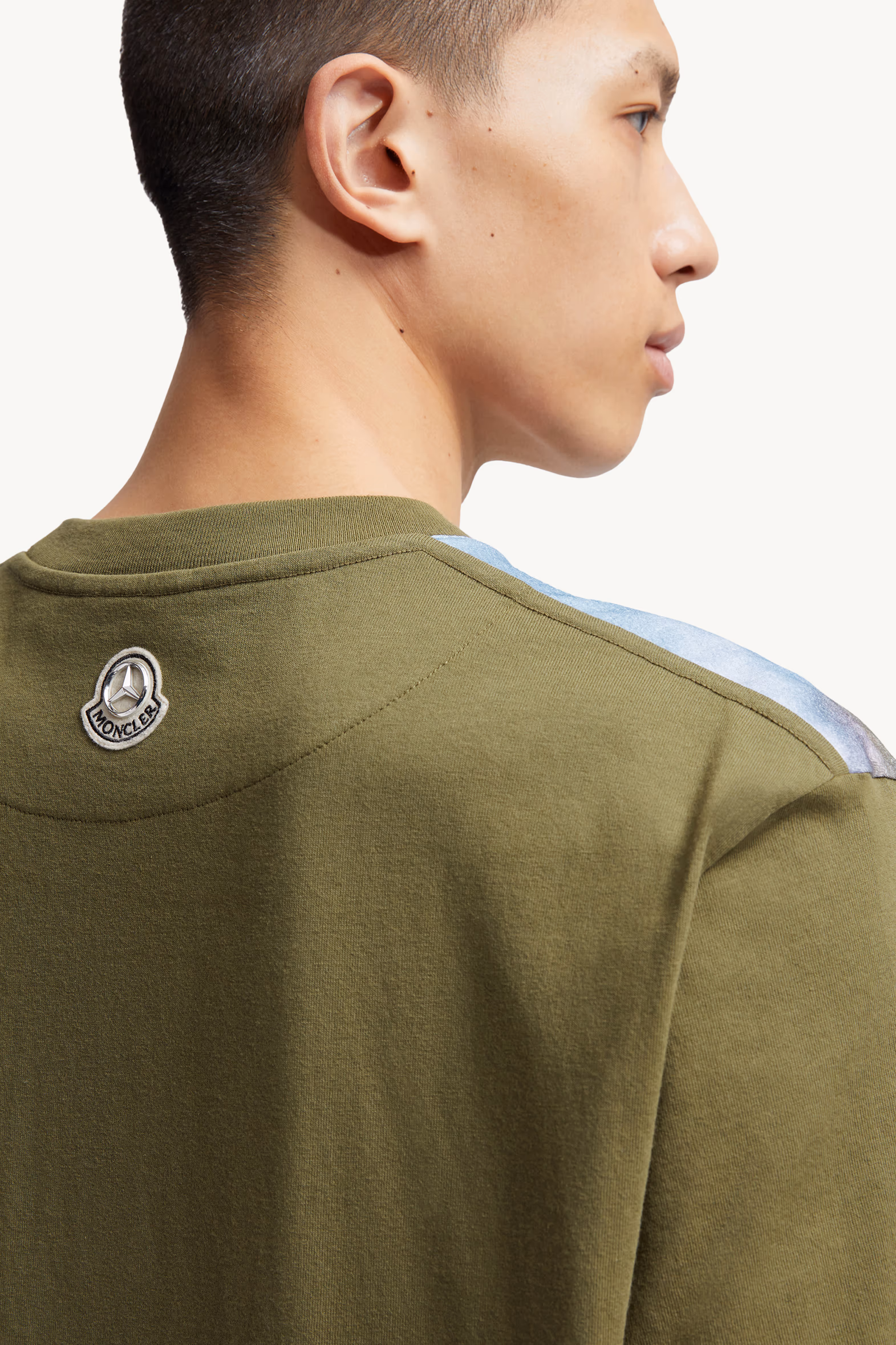 Camiseta de algodón con estampado Moncler x Mercedes-Benz de NIGO Hombre Verde Oliva Moncler 6